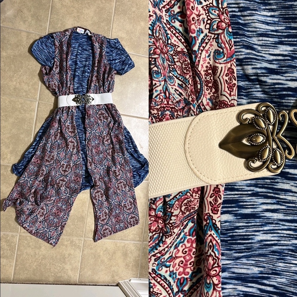 S Paisley Joy & XS Blue Heathered Carly (fits like M to L). Belt not included.